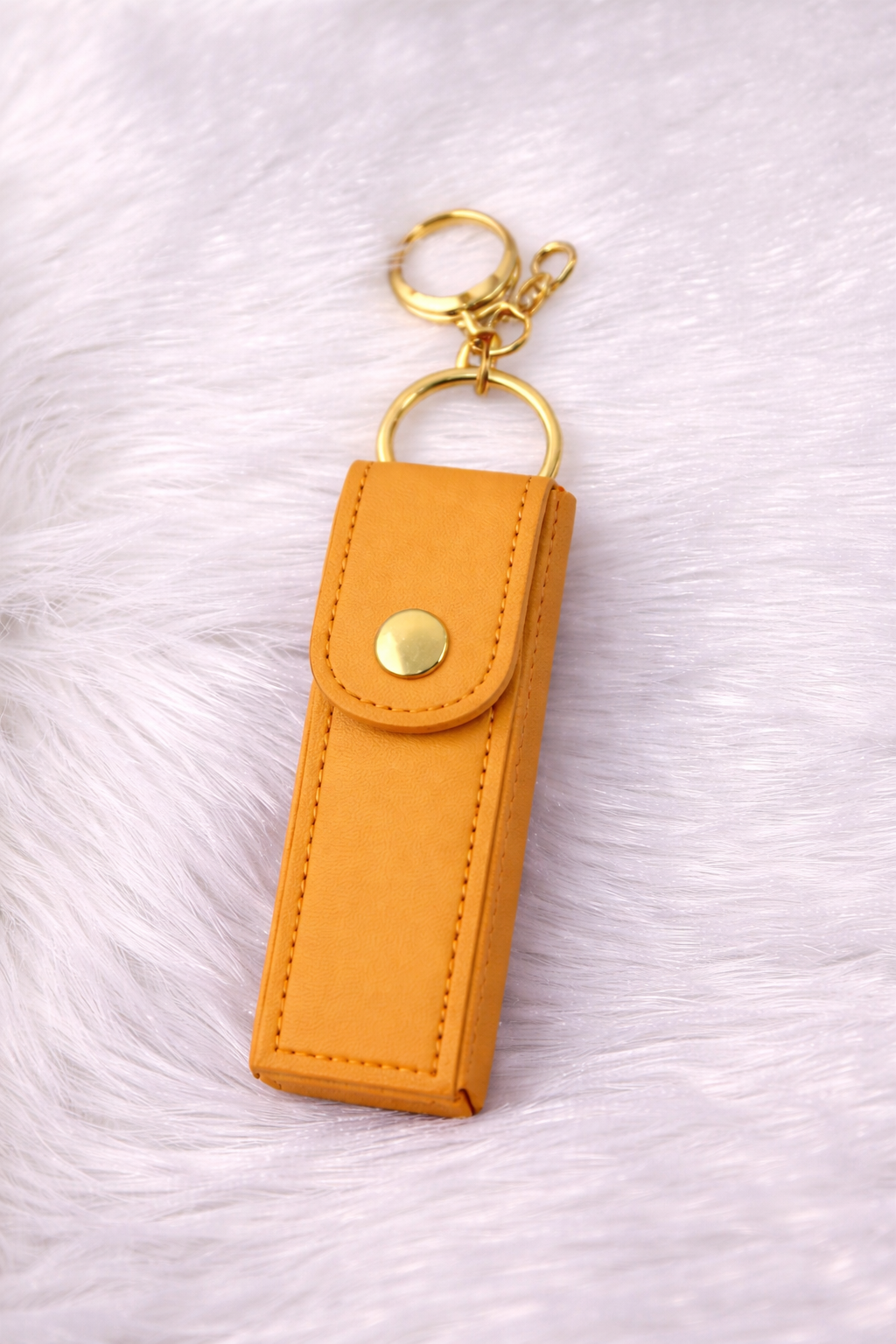 Mini Lipstick Holder Keychain – Cute Travel Makeup Pouch Charm ✨