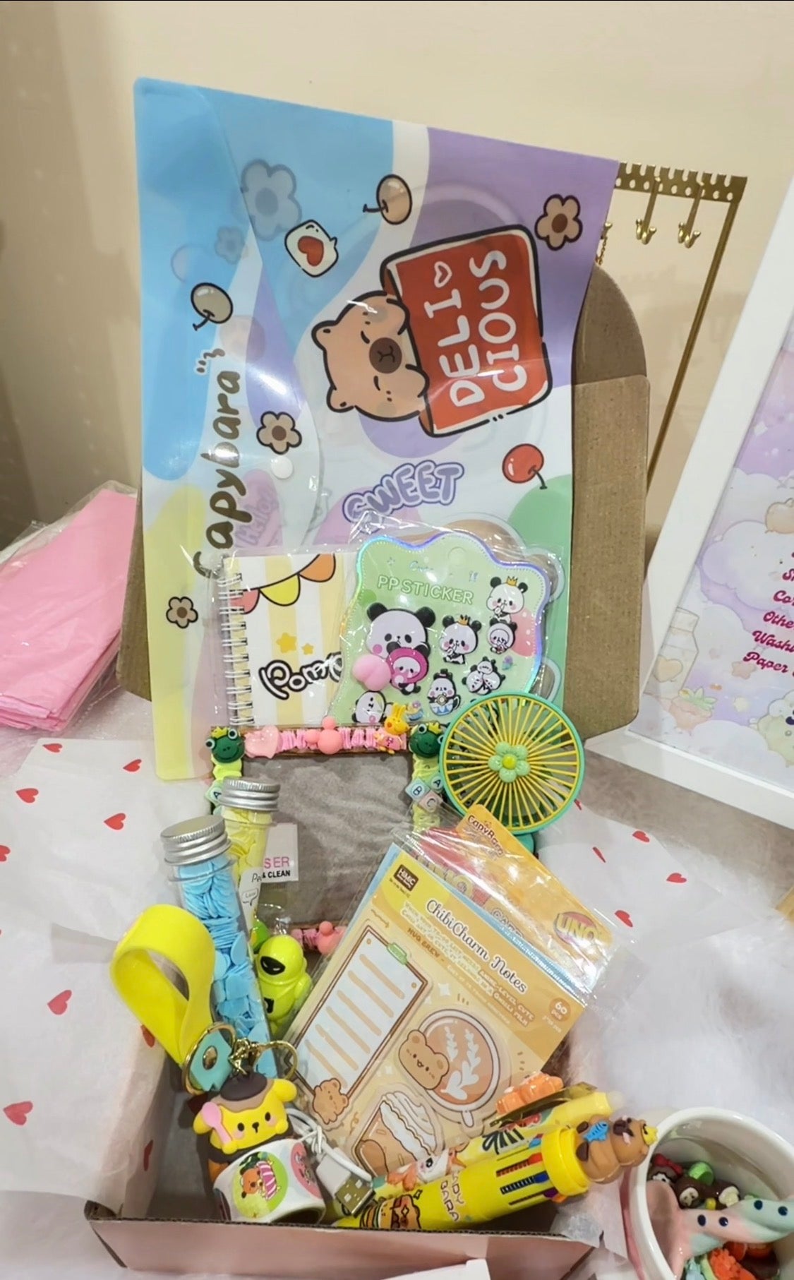Kawaii Stationery Scoop 🎀✨